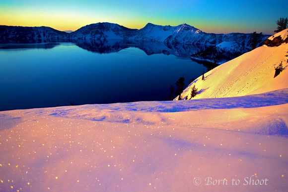 Crater Lake sunrise_Oregon